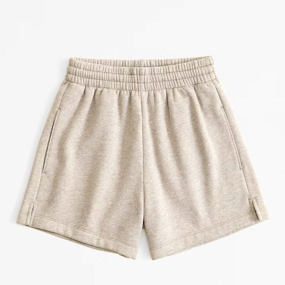 Abercrombie & Fitch Pants - Abercrombie & Fitch Beige Tan Drawstring Sweatshorts Size Medium
